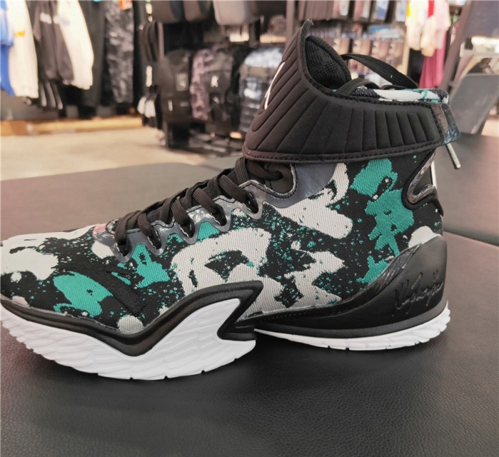 Anta KT3 Klay Thompson Retro Camo Basketball Sneakers China&Sport Anta KT3 Klay Thompson Retro Camo Basketball Sneakers -shooos shop 11941103s 2 1