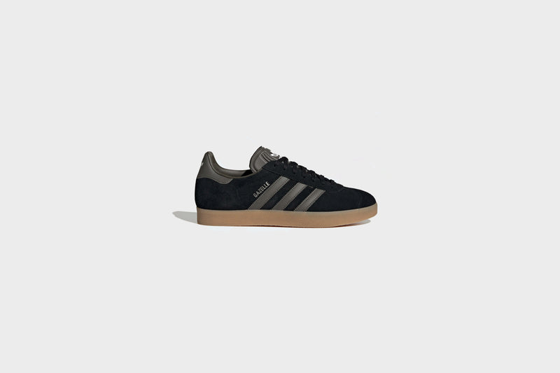 Adidas Gazelle (Core Black/Pantone/Cloud White) - 4 Sneakers Adidas Gazelle (Core Black/Pantone/Cloud White) - 4 -shooos shop