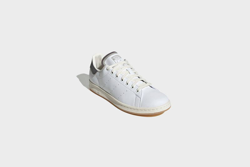 Adidas Stan Smith (Cloud White/Off White/Gum) - 8 Sneakers Adidas Stan Smith (Cloud White/Off White/Gum) - 8 -shooos shop