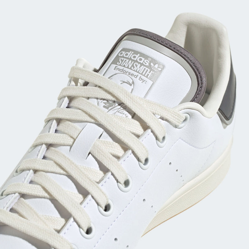 Adidas Stan Smith (Cloud White/Off White/Gum) - 8 Sneakers Adidas Stan Smith (Cloud White/Off White/Gum) - 8 -shooos shop