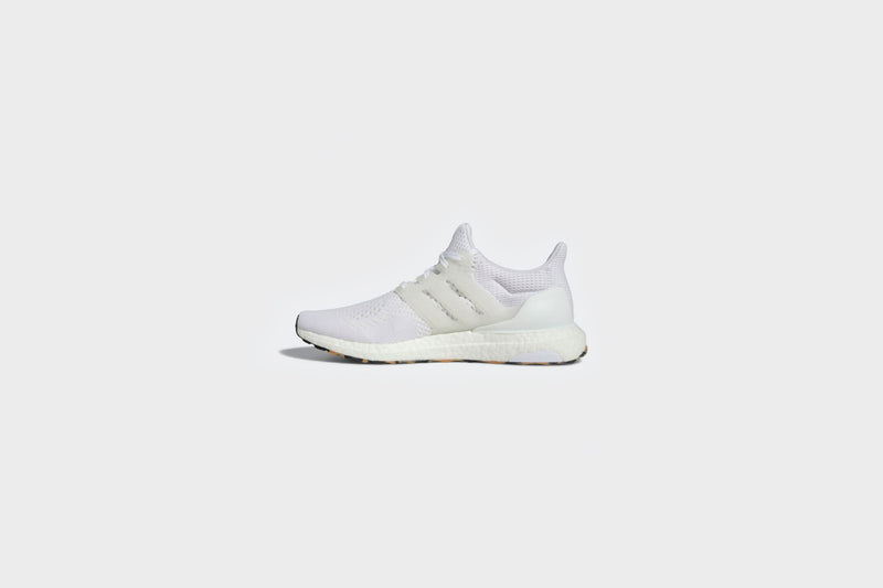 Sneakers Adidas UltraBoost 1.0 (Cloud White/Cloud White/Off White) - 7 3 Sneakers Adidas UltraBoost 1.0 (Cloud White/Cloud White/Off White) - 7 - Image 3