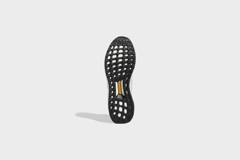 Sneakers Adidas Ultraboost 1.0 DNA (Cloud White/Cloud White/Core Black) - 5 6 Sneakers Adidas Ultraboost 1.0 DNA (Cloud White/Cloud White/Core Black) - 5 - Image 6
