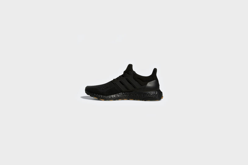Adidas UltraBoost 1.0 (Black/Black/Gum) - 7 Sneakers Adidas UltraBoost 1.0 (Black/Black/Gum) - 7 -shooos shop