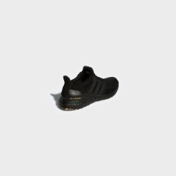 Sneakers Adidas UltraBoost 1.0 (Black/Black/Gum) - 7 3 Sneakers Adidas UltraBoost 1.0 (Black/Black/Gum) - 7 -shooos shop AdidasUltraboost1.0 Black Black Gum GY91364 800x