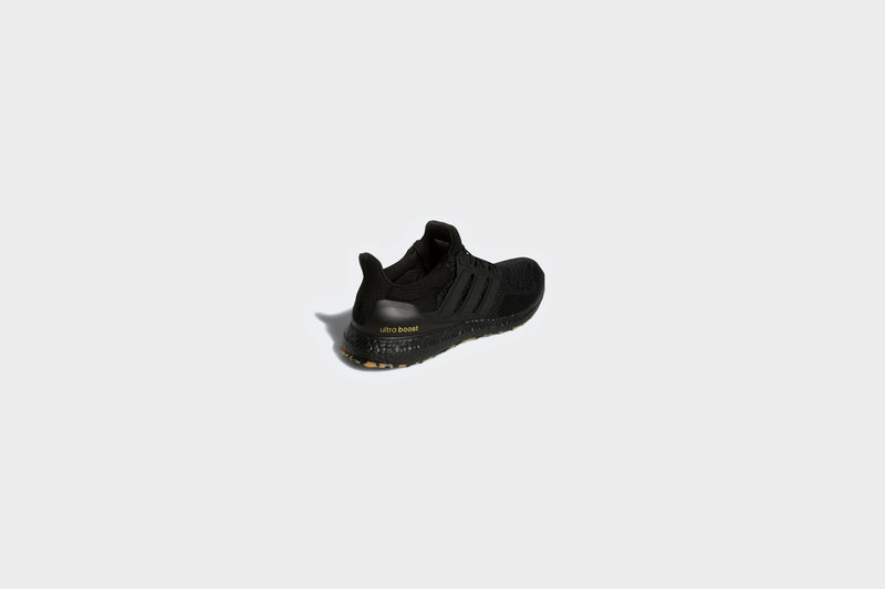 Adidas UltraBoost 1.0 (Black/Black/Gum) - 7 Sneakers Adidas UltraBoost 1.0 (Black/Black/Gum) - 7 -shooos shop