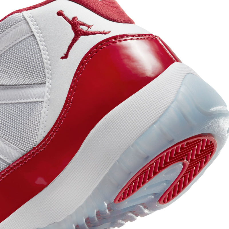 Air Jordan 11 Retro (GS) (White/Varsity Red-Black) - 3.5Y Sneakers Air Jordan 11 Retro (GS) (White/Varsity Red-Black) - 3.5Y -shooos shop AirJordan11Retro GS White VarsityRed Black 378038