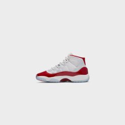 Sneakers Air Jordan 11 Retro (GS) (White/Varsity Red-Black) - 3.5Y 4 Sneakers Air Jordan 11 Retro (GS) (White/Varsity Red-Black) - 3.5Y -shooos shop AirJordan11Retro GS White VarsityRed Black 378038 1165 800x