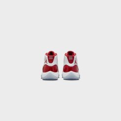 Sneakers Air Jordan 11 Retro (GS) (White/Varsity Red-Black) - 3.5Y 5 Sneakers Air Jordan 11 Retro (GS) (White/Varsity Red-Black) - 3.5Y -shooos shop AirJordan11Retro GS White VarsityRed Black 378038 1166 800x
