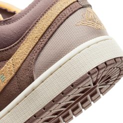 Sneakers Air Jordan 1 Low SE Craft (Taupe Haze/Mint Foam) - 7 -shooos shop AirJordan1LowSECraft TaupeHaze MintFoam DN1635 20010 800x