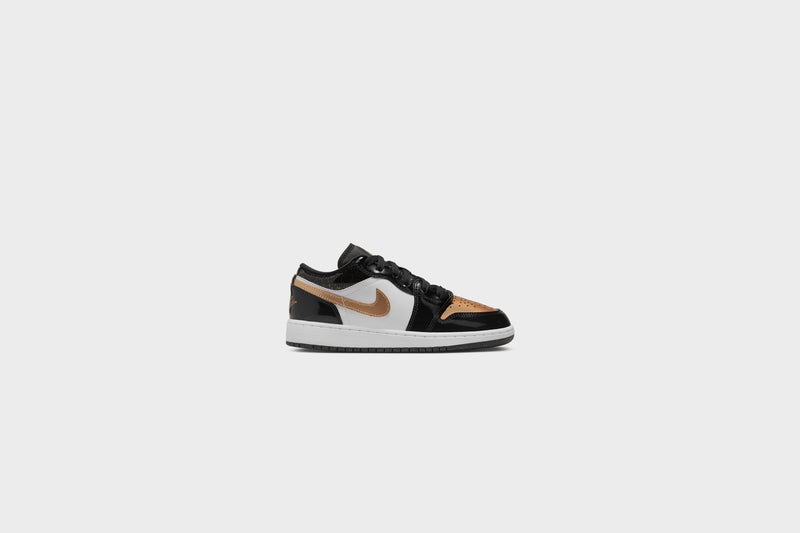 Sneakers Air Jordan 1 Low SE (GS) (Black/Metallic Gold-White) - 3.5Y 4 Sneakers Air Jordan 1 Low SE (GS) (Black/Metallic Gold-White) - 3.5Y - Image 4