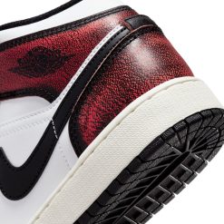 Sneakers Air Jordan 1 Mid SE GS (Black/Infrared 23-White-Sail) - 3.5Y -shooos shop AirJordan1MidSE GS Black Infrared23 White Sail FB0568 00610 800x