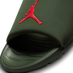 Sneakers Jordan Breaker Slide BBBS (Carbon Green/University Red) - 7 -shooos shop JordanBreakerSlideBBBS CarbonGreenUniversityRed DM2952 300 1 800x