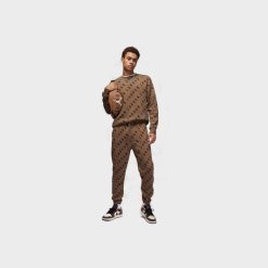 Apparel Jordan Essentials Graphic Fleece Pants (Palomino) - S