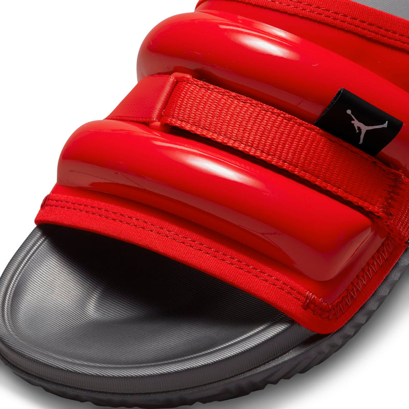 Jordan Super Play Slide (University Red/Black-White) - 7 Sneakers Jordan Super Play Slide (University Red/Black-White) - 7 -shooos shop JordanSuperPlaySlide UniversityRed Black White DM1683