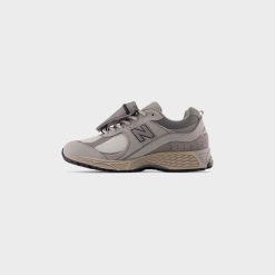 Sneakers New Balance 2002RVC (Team Away Grey/Dark Silver Metallic/Summer Fog) - 7 -shooos shop NewBalance2002RVC TeamAwayGrey DarkSilverMetallic SummerFog 3 800x