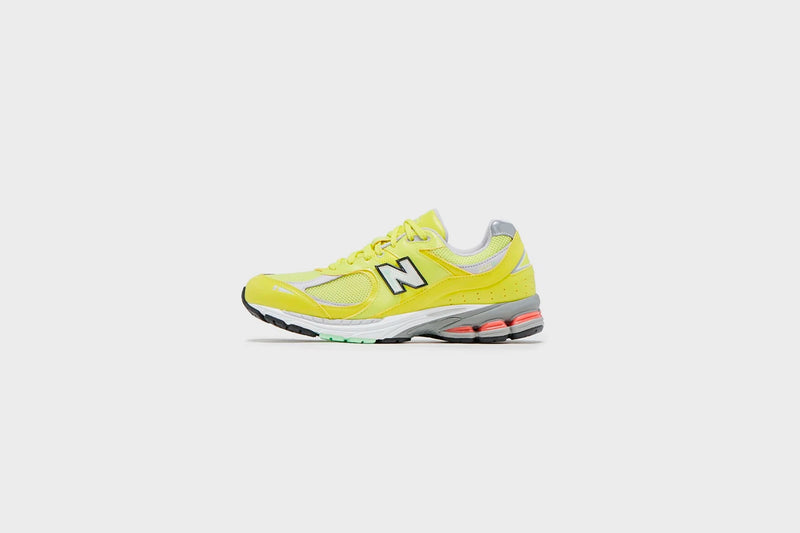 New Balance M2002RLC (Yellow Lime) - 8 Sneakers New Balance M2002RLC (Yellow Lime) - 8 -shooos shop