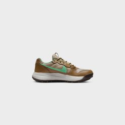 Sneakers Nike ACG Lowcate (Limestone/Green Glow) - 7 2 Sneakers Nike ACG Lowcate (Limestone/Green Glow) - 7 -shooos shop NikeACGLowcate Limestone GreenGlow DX2256 2003 800x