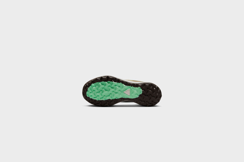 Nike ACG Lowcate (Limestone/Green Glow) - 7 Sneakers Nike ACG Lowcate (Limestone/Green Glow) - 7 -shooos shop NikeACGLowcate Limestone GreenGlow DX2256