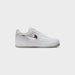 Sneakers Nike Air Force 1 Low Retro (White/Metallic Silver) - 7 -shooos shop NikeAirForce1LowRetro White MetallicSilver DZ6755 1003 800x