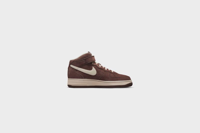 Nike Air Force 1 Mid ‘07 QS (Chocolate/Cream) - 3.5 Sneakers Nike Air Force 1 Mid ‘07 QS (Chocolate/Cream) - 3.5 -shooos shop NikeAirForce1Mid 07QS Chocolate Cream DM0107