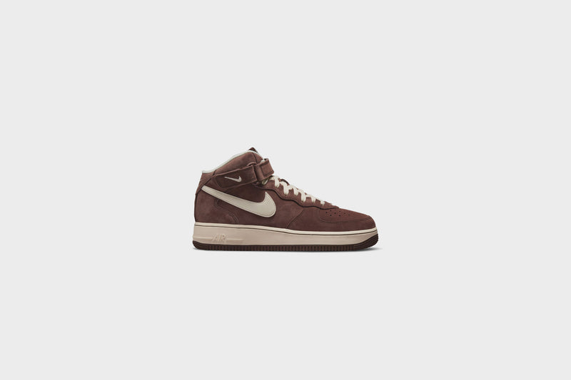Nike Air Force 1 Mid ‘07 QS (Chocolate/Cream) - 3.5 Sneakers Nike Air Force 1 Mid ‘07 QS (Chocolate/Cream) - 3.5 -shooos shop NikeAirForce1Mid 07QS Chocolate Cream DM0107