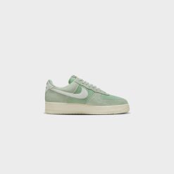 Sneakers Nike Air Force 1 ‘07 LV8 (Enamel Green/Sail-Enamel Green) - 7 -shooos shop NikeAirForce1 07LV8 EnamelGreen Sail EnamelGreen DO9801 3003 800x