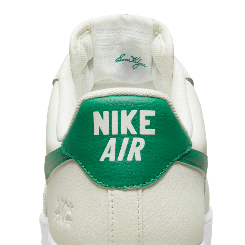 Nike Air Force 1 '07 LV8 (Sail/Malachite-White) - 7 Sneakers Nike Air Force 1 '07 LV8 (Sail/Malachite-White) - 7 -shooos shop NikeAirForce1 07LV8 White Black White DQ7658