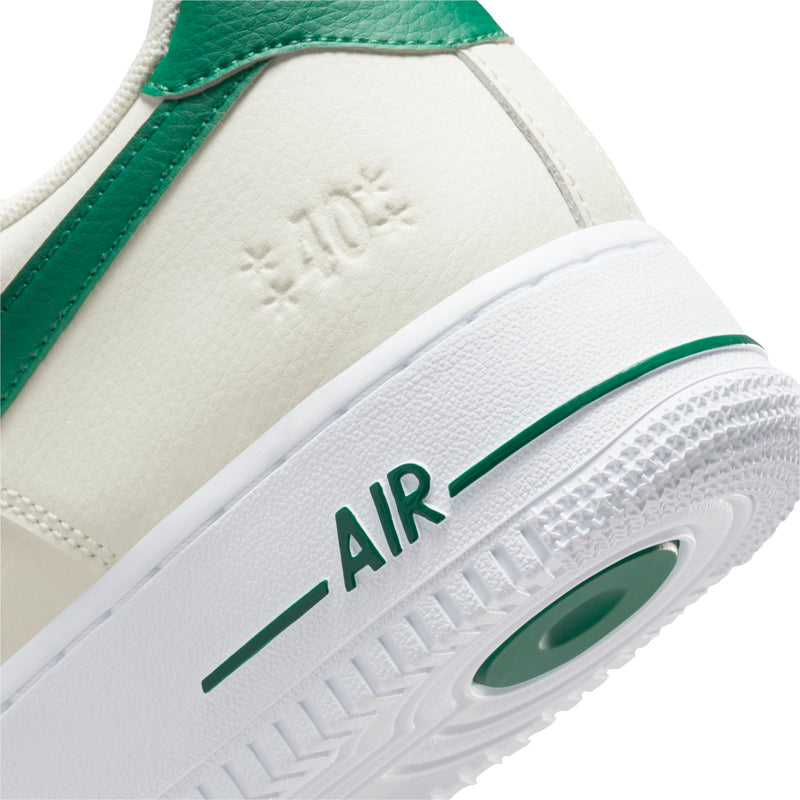 Nike Air Force 1 '07 LV8 (Sail/Malachite-White) - 7 Sneakers Nike Air Force 1 '07 LV8 (Sail/Malachite-White) - 7 -shooos shop NikeAirForce1 07LV8 White Black White DQ7658
