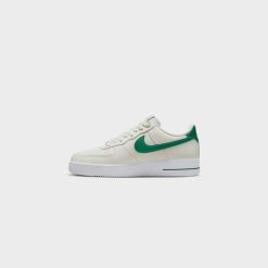 Sneakers Nike Air Force 1 '07 LV8 (Sail/Malachite-White) - 7 4 Sneakers Nike Air Force 1 '07 LV8 (Sail/Malachite-White) - 7 -shooos shop NikeAirForce1 07LV8 White Black White DQ7658 1015 800x