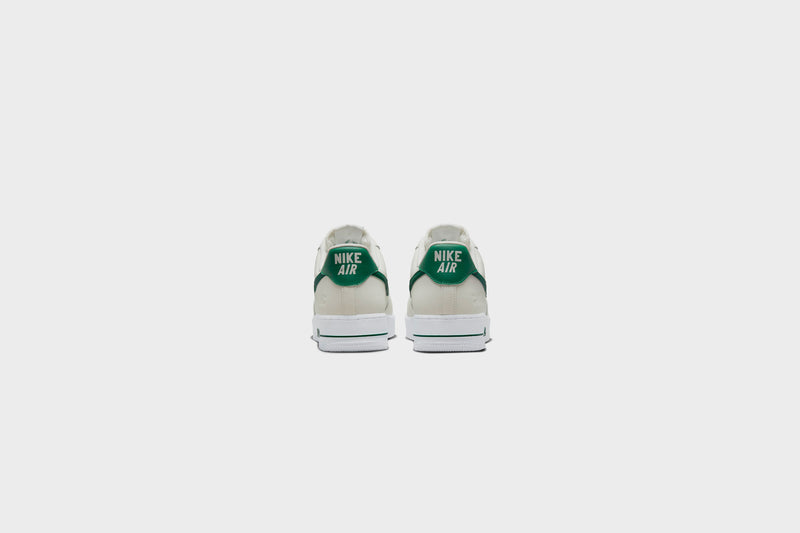 Nike Air Force 1 '07 LV8 (Sail/Malachite-White) - 7 Sneakers Nike Air Force 1 '07 LV8 (Sail/Malachite-White) - 7 -shooos shop NikeAirForce1 07LV8 White Black White DQ7658