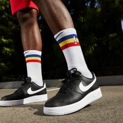 Sneakers Nike Air Force 1 ‘07 (Black/White) - 7 -shooos shop NikeAirForce1 07 Black White CT2302 002 hero1 800x
