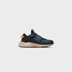 Sneakers Nike Air Huarache PRM (Black/University Gold) - 8 -shooos shop NikeAirHuarachePRM Black UniversityGold DZ4852 0013 800x
