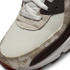 Sneakers Nike Air Max 90 SE (Light Bone/Summit White-Khaki) - 7 9 Sneakers Nike Air Max 90 SE (Light Bone/Summit White-Khaki) - 7 -shooos shop NikeAirMax90SE LightBone SummitWhite Khaki DX3576 00110 800x