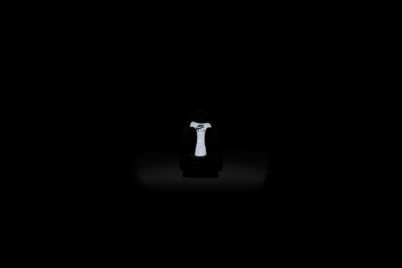 Nike Air Max 95 Essential (Black/Black-Dark Grey) - 7 Sneakers Nike Air Max 95 Essential (Black/Black-Dark Grey) - 7 -shooos shop NikeAirMax95Essential Black Black DarkGrey CI3705