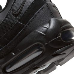 Sneakers Nike Air Max 95 Essential (Black/Black-Dark Grey) - 7 11 Sneakers Nike Air Max 95 Essential (Black/Black-Dark Grey) - 7 -shooos shop NikeAirMax95Essential Black Black DarkGrey CI3705 00112 800x