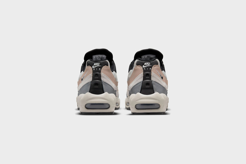 Nike Air Max 95 (Smoke Grey/Black-LT Smoke Grey) - 8 Sneakers Nike Air Max 95 (Smoke Grey/Black-LT Smoke Grey) - 8 -shooos shop NikeAirMax95 SmokeGrey Black LTSmokeGrey DC9412
