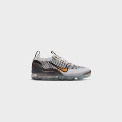 Sneakers Nike Air VaporMax 2021 FK (White/Kumquat-Black-Anthracite) - 7 -shooos shop NikeAirVaporMax2021FK White Kumquat Black Anthracite DM0025 1014 800x
