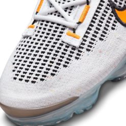 Sneakers Nike Air VaporMax 2021 FK (White/Kumquat-Black-Anthracite) - 7 -shooos shop NikeAirVaporMax2021FK White Kumquat Black Anthracite DM0025 1019 800x