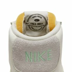 Sneakers Nike Blazer Mid ‘77 PRM (Sail/Enamel Green-Coconut Milk) - 7 -shooos shop NikeBlazerMid 77PRM Sail EnamelGreen CoconutMilk DO9787 10012 800x