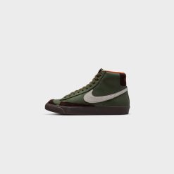 Sneakers Nike Blazer Mid ‘77 VNTG (Army Olive/Summit White) - 7