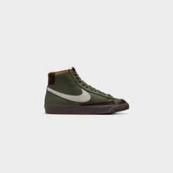 Sneakers Nike Blazer Mid ‘77 VNTG (Army Olive/Summit White) - 7 2 Sneakers Nike Blazer Mid ‘77 VNTG (Army Olive/Summit White) - 7 -shooos shop NikeBlazerMid 77VNTG ArmyOlive SummitWhite DZ5176 3003 800x