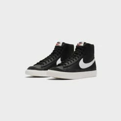 Sneakers Nike Blazer Mid ‘77 VNTG (Black/White-Sail) - 7 -shooos shop NikeBlazerMid 77VNTG Black White Sail BQ6806 0022 800x