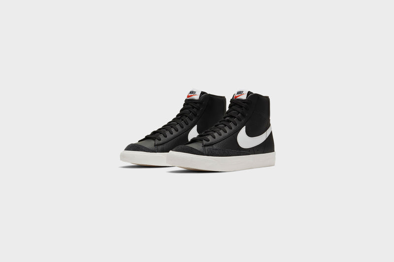 Sneakers Nike Blazer Mid ‘77 VNTG (Black/White-Sail) - 7 2 Sneakers Nike Blazer Mid ‘77 VNTG (Black/White-Sail) - 7 - Image 2