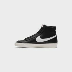 Sneakers Nike Blazer Mid ‘77 VNTG (Black/White-Sail) - 7 -shooos shop NikeBlazerMid 77VNTG Black White Sail BQ6806 0025 800x