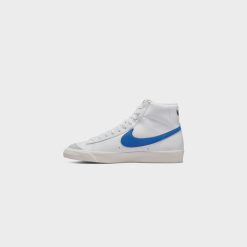 Sneakers Nike Blazer Mid ‘77 VNTG (White/Habanero Red-Medium Blue) - 7 13 Sneakers Nike Blazer Mid ‘77 VNTG (White/Habanero Red-Medium Blue) - 7 -shooos shop NikeBlazerMid 77VNTG White HabaneroRed MediumBlue BQ6806 1175 800x