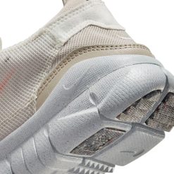 Sneakers Nike Free Run Trail Crater (White/Orange-Cream II) - 7 7 Sneakers Nike Free Run Trail Crater (White/Orange-Cream II) - 7 -shooos shop NikeFreeRunTrailCrater WhiteOrange CreamII DC4456 100 1 800x