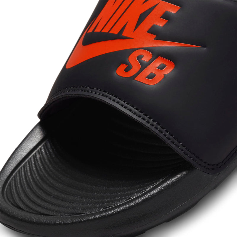 Sneakers Nike SB Victori One Slide (Black/Team Orange-Black) - 5 5 Sneakers Nike SB Victori One Slide (Black/Team Orange-Black) - 5 - Image 5