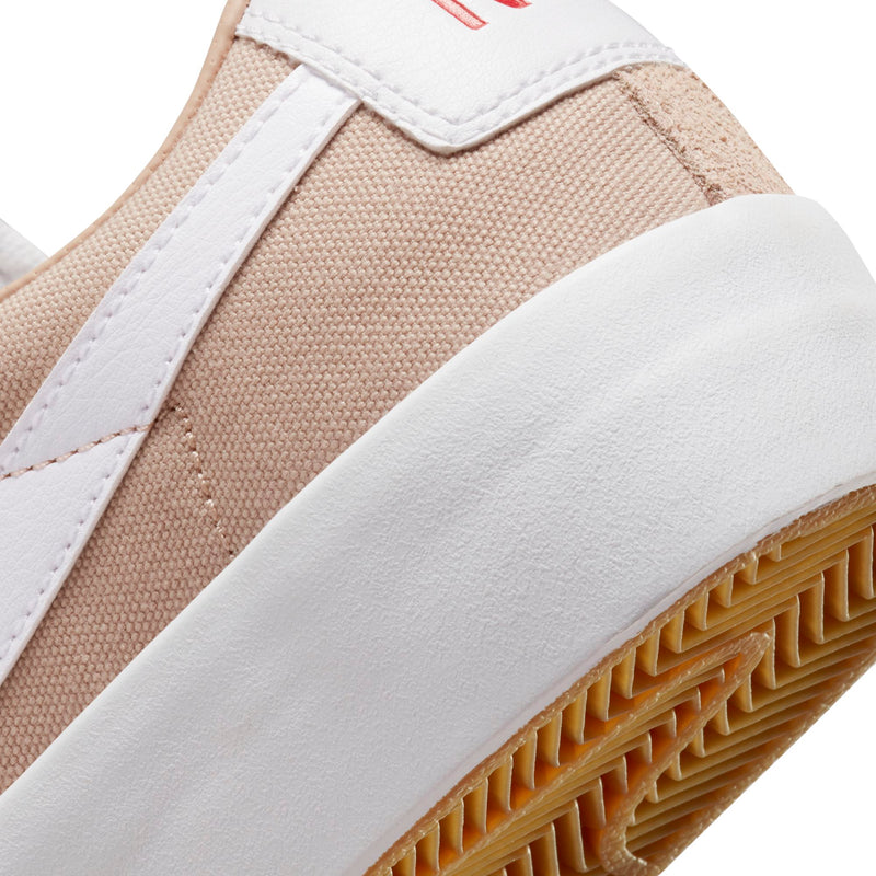 Nike SB Zoom Blazer Low Pro GT (Bio Beige/White-Gym Red-White) - 4.5 Sneakers Nike SB Zoom Blazer Low Pro GT (Bio Beige/White-Gym Red-White) - 4.5 -shooos shop NikeSBZoomBlazerLowProGT BioBeige White GymRed White DC7695