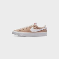Sneakers Nike SB Zoom Blazer Low Pro GT (Bio Beige/White-Gym Red-White) - 4.5