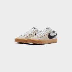 Sneakers Nike SB Zoom Blazer Low Pro GT (White/Black-White-White) - 8 14 Sneakers Nike SB Zoom Blazer Low Pro GT (White/Black-White-White) - 8 -shooos shop NikeSBZoomBlazerLowProGT WhiteBlack White White DC7695 100 7 800x